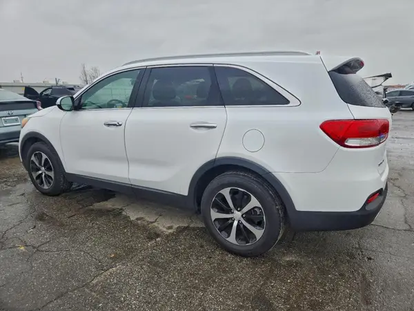5XYPH4A15GG028046 2016 KIA SORENTO - Image 2