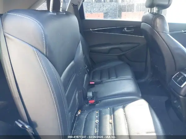 5XYPH4A15GG106891 2016 KIA SORENTO - Image 8