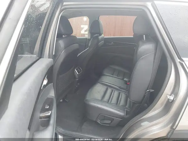 5XYPH4A15GG117423 2016 KIA SORENTO - Image 8