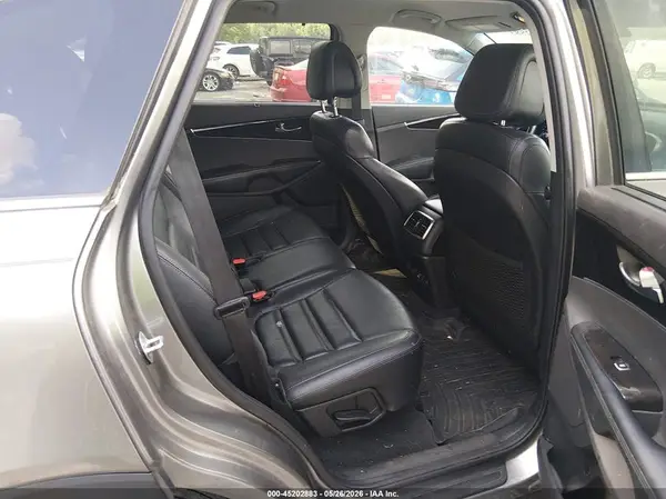 5XYPH4A15GG185477 2016 KIA SORENTO - Image 8