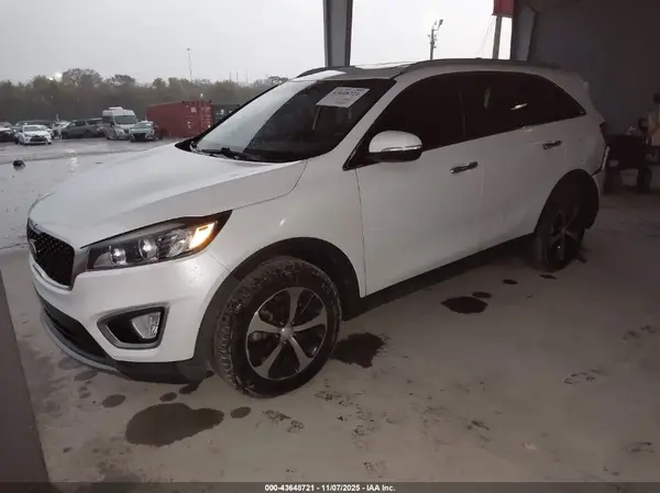 5XYPH4A15GG186547 2016 KIA SORENTO - Image 2