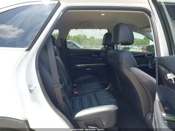 5XYPH4A15HG193712 2017 KIA SORENTO - Image 8