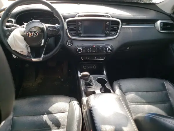 5XYPH4A15HG252760 2017 KIA SORENTO - Image 8