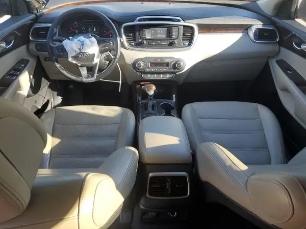 5XYPH4A16GG032283 2016 KIA SORENTO - Image 8