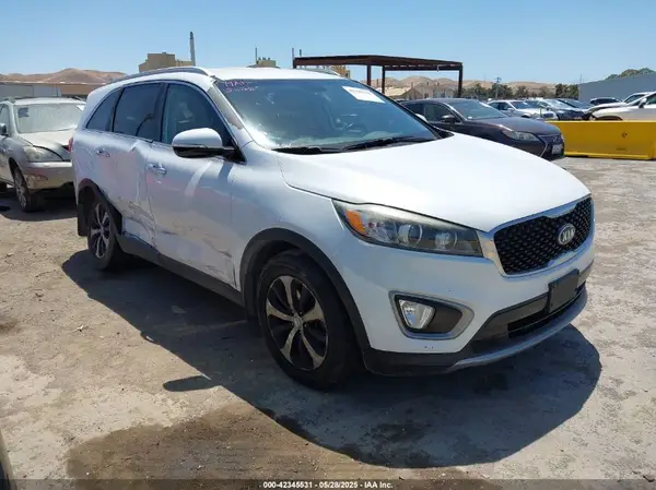 5XYPH4A16GG126972 2016 KIA SORENTO - Image 1
