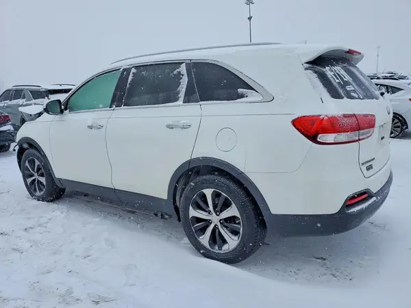 5XYPH4A16GG181308 2016 KIA SORENTO - Image 2