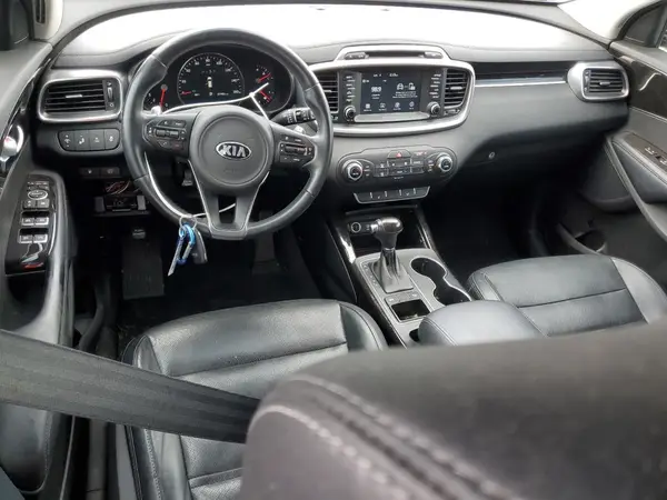 5XYPH4A16HG318894 2017 KIA SORENTO - Image 8