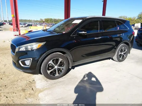 5XYPH4A16JG361928 2018 KIA SORENTO - Image 2