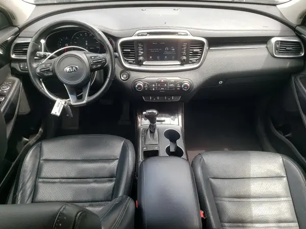 5XYPH4A16JG386912 2018 KIA SORENTO - Image 8