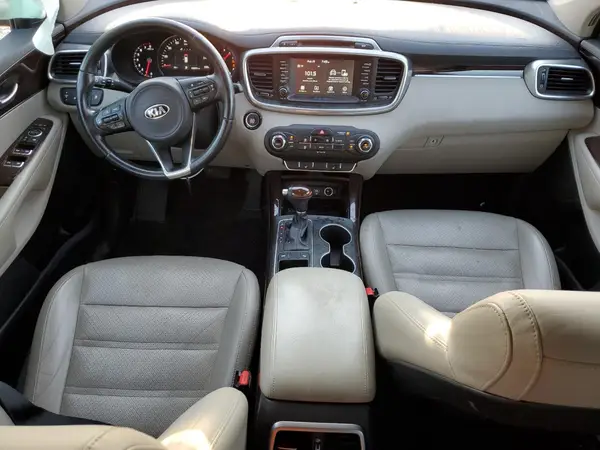 5XYPH4A16JG387588 2018 KIA SORENTO - Image 8