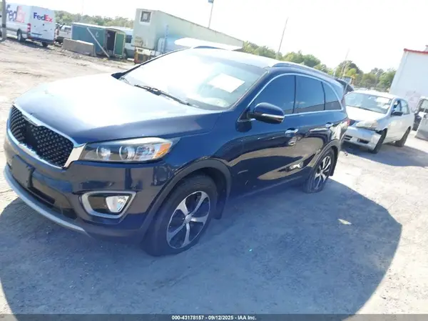 5XYPH4A17GG029893 2016 KIA SORENTO - Image 2