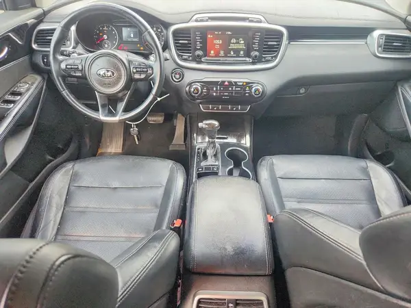 5XYPH4A17HG211823 2017 KIA SORENTO - Image 8