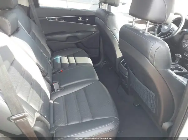 5XYPH4A17HG280978 2017 KIA SORENTO - Image 8
