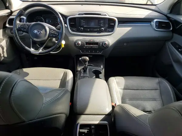 5XYPH4A18GG031474 2016 KIA SORENTO - Image 8