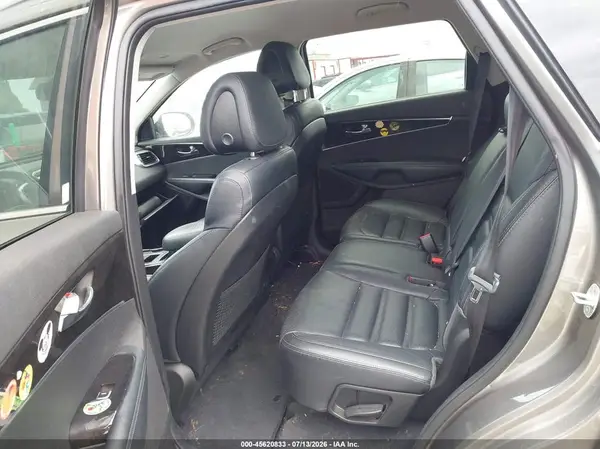 5XYPH4A18GG123166 2016 KIA SORENTO - Image 8