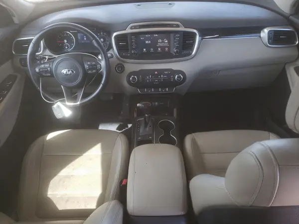 5XYPH4A18HG187967 2017 KIA SORENTO - Image 8