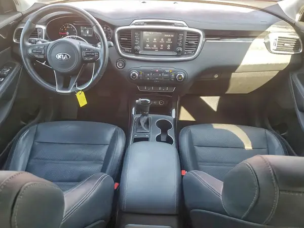 5XYPH4A18HG274140 2017 KIA SORENTO - Image 8