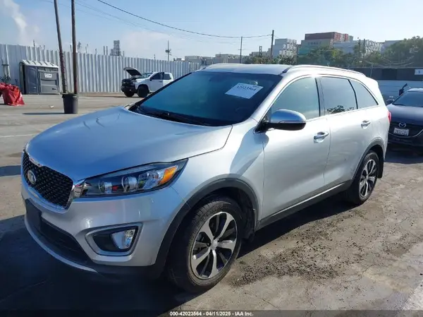 5XYPH4A18HG274851 2017 KIA SORENTO - Image 2