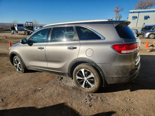 5XYPH4A18HG289835 2017 KIA SORENTO - Image 2