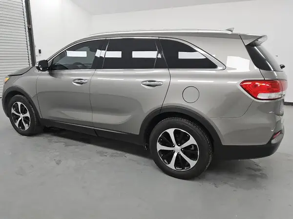 5XYPH4A18JG376771 2018 KIA SORENTO - Image 2
