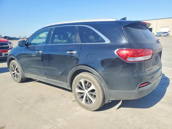 5XYPH4A18JG386930 2018 KIA SORENTO - Image 2