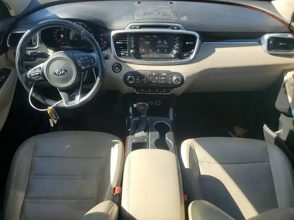 5XYPH4A18JG386930 2018 KIA SORENTO - Image 8