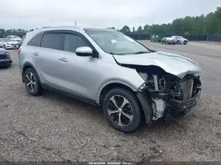 5XYPH4A18JG408439 2018 KIA SORENTO