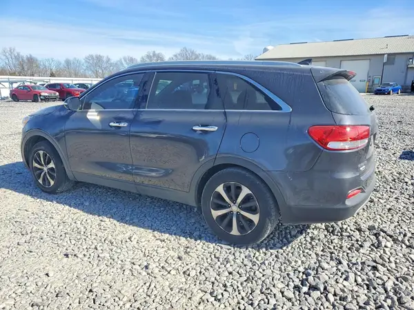 5XYPH4A19GG005319 2016 KIA SORENTO - Image 2