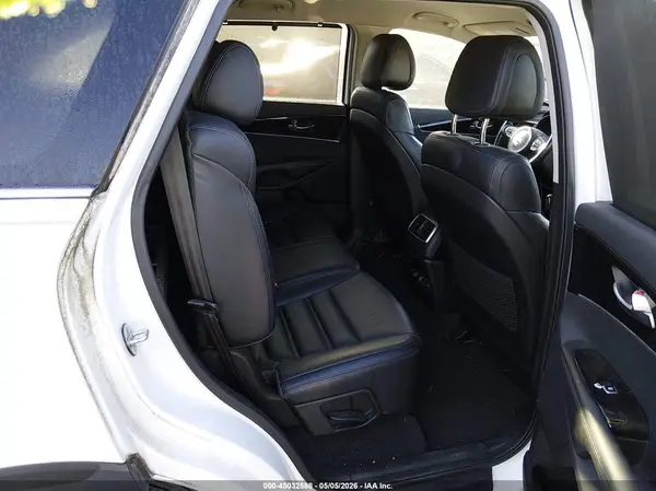 5XYPH4A19GG027885 2016 KIA SORENTO - Image 8