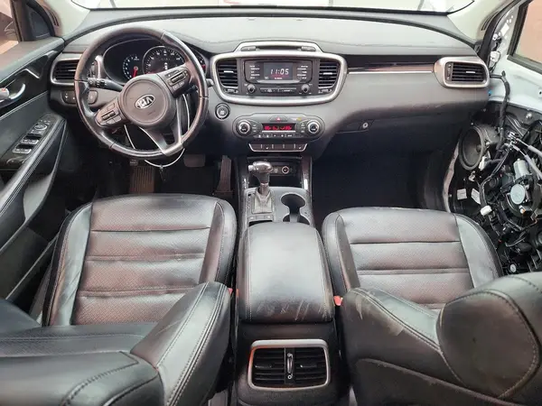 5XYPH4A19GG029281 2016 KIA SORENTO - Image 8