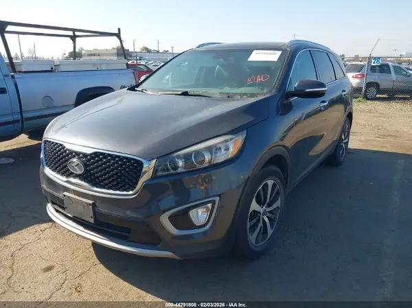 5XYPH4A19GG057954 2016 KIA SORENTO - Image 2
