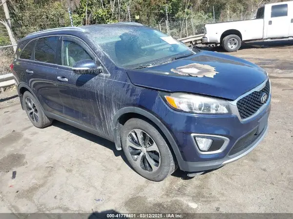 5XYPH4A19GG101628 2016 KIA SORENTO - Image 1
