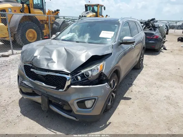 5XYPH4A19HG208003 2017 KIA SORENTO - Image 2