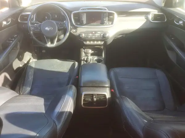 5XYPH4A19HG240305 2017 KIA SORENTO - Image 8