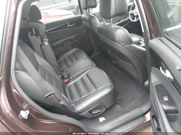 5XYPH4A1XGG005779 2016 KIA SORENTO - Image 8