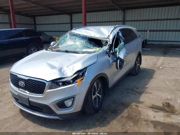 5XYPH4A1XGG009413 2016 KIA SORENTO - Image 2