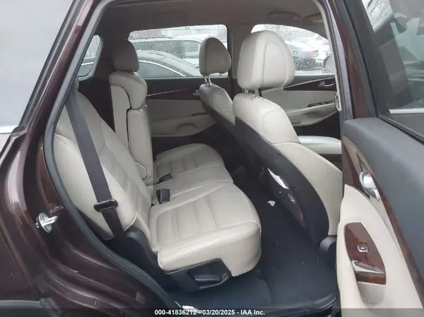 5XYPH4A1XGG011498 2016 KIA SORENTO - Image 8