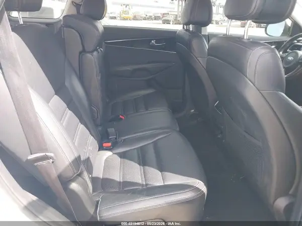 5XYPH4A1XGG028706 2016 KIA SORENTO - Image 8