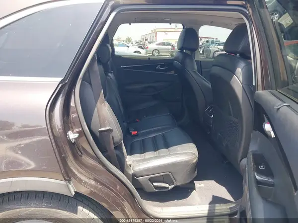 5XYPH4A1XGG056229 2016 KIA SORENTO - Image 8