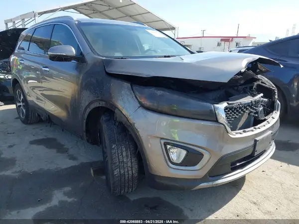 5XYPH4A1XGG121774 2016 KIA SORENTO - Image 1