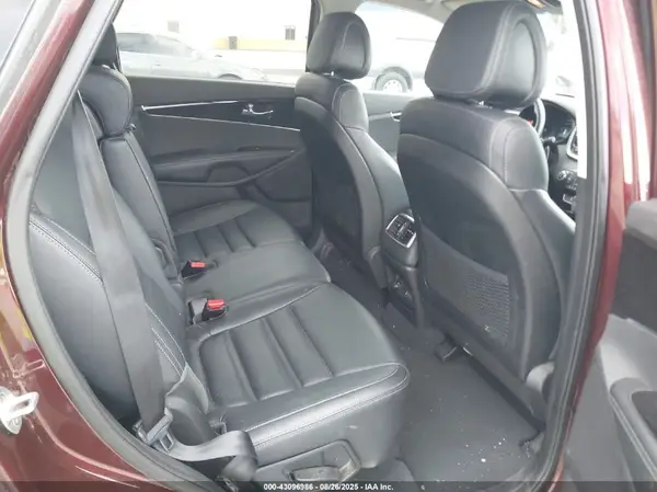 5XYPH4A1XGG156251 2016 KIA SORENTO - Image 8