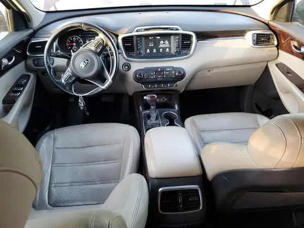 5XYPH4A1XHG277492 2017 KIA SORENTO - Image 8