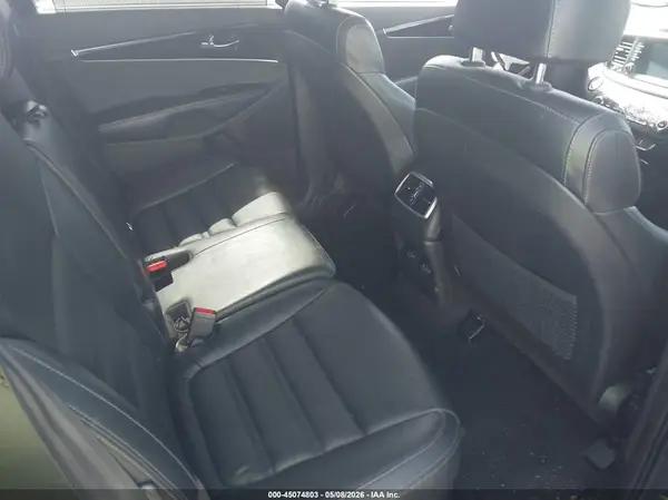 5XYPH4A1XJG407132 2018 KIA SORENTO - Image 8