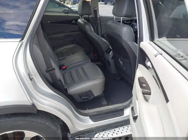 5XYPH4A50GG038549 2016 KIA SORENTO - Image 8