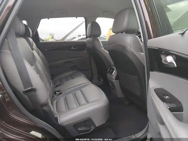 5XYPH4A50GG048787 2016 KIA SORENTO - Image 8