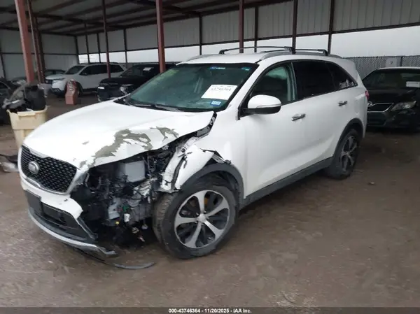 5XYPH4A50GG106896 2016 KIA SORENTO - Image 2