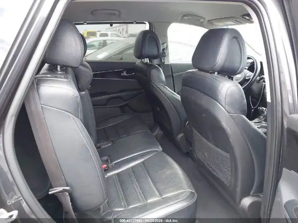 5XYPH4A50GG160599 2016 KIA SORENTO - Image 8