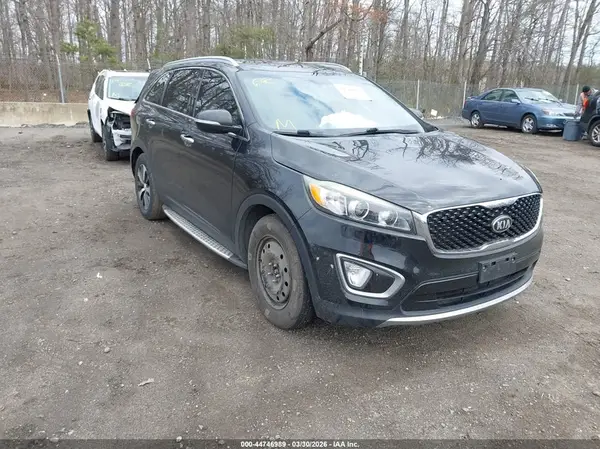 5XYPH4A50HG201590 2017 KIA SORENTO - Image 1