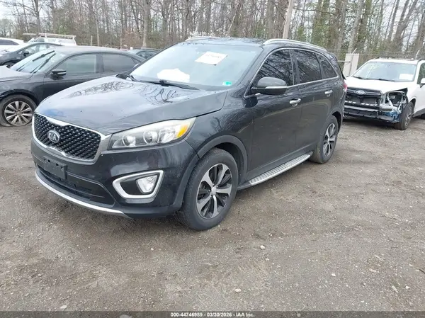5XYPH4A50HG201590 2017 KIA SORENTO - Image 2