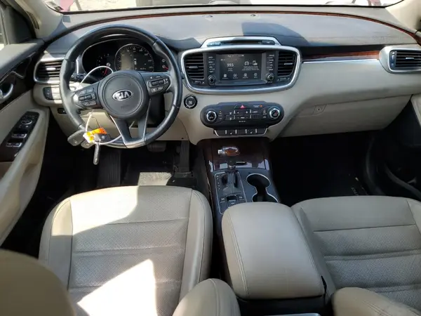 5XYPH4A50JG346425 2018 KIA SORENTO - Image 8